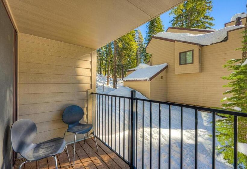 هتل Carnelian Woods Sanctuary