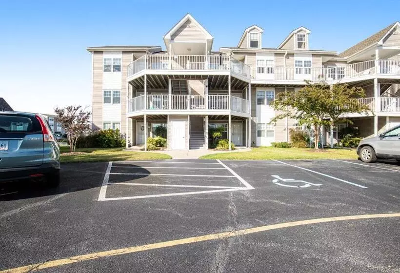 Hotelli Bethany Bay Condos