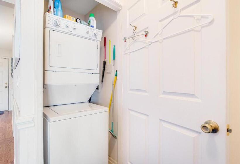 בית מלון כפרי Bethany Bay Condos