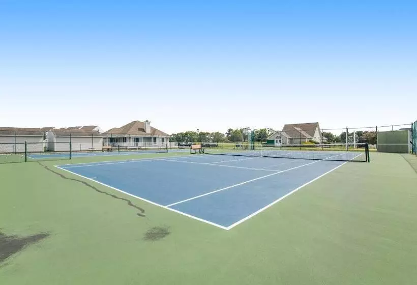 Hotelli Bethany Bay Condos