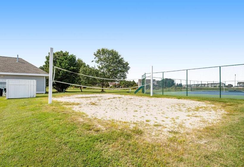 בית מלון כפרי Bethany Bay Condos