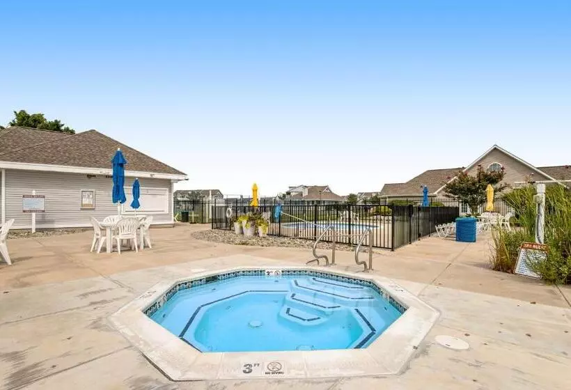 Hotelli Bethany Bay Condos
