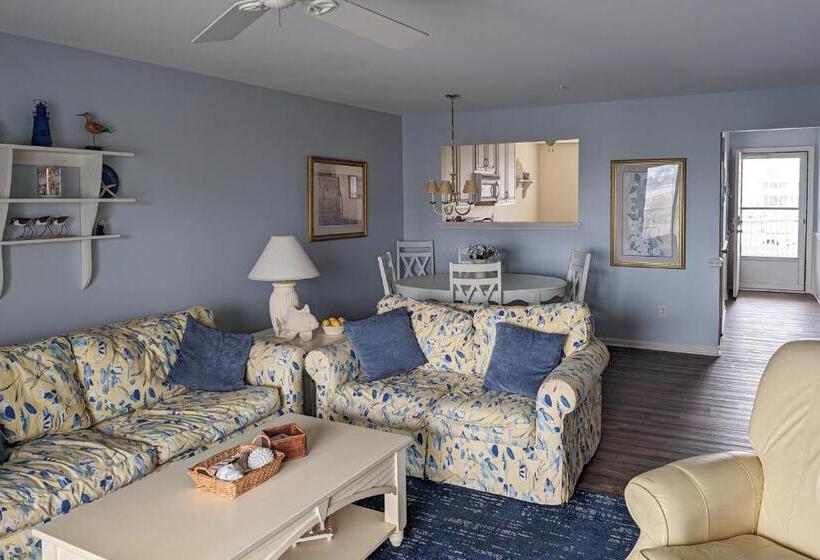 בית מלון כפרי Bethany Bay Condos