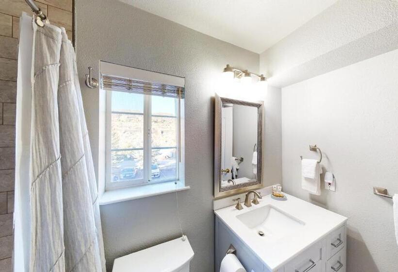 هتل Crazy Horse Condo