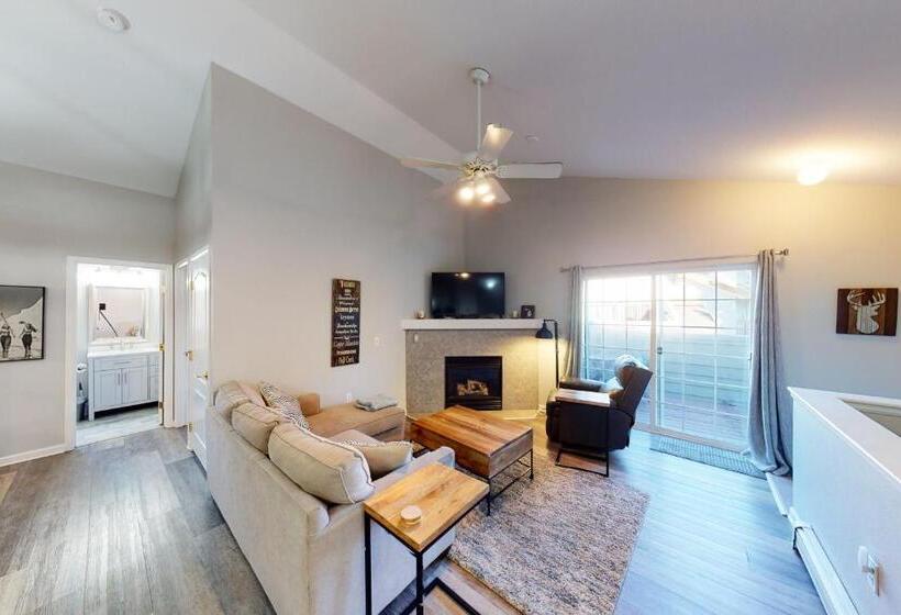 هتل Crazy Horse Condo