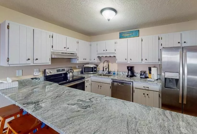 ホテル Mountian View Condo Unit S303