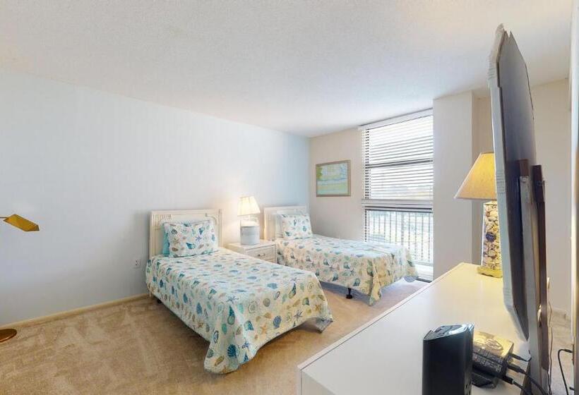 هتل Sea Colony  208 Brandywine House