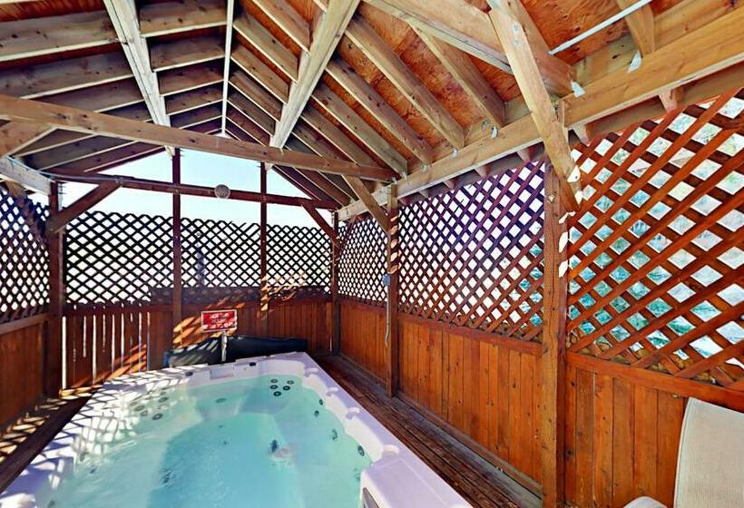 ホテル Jabberwocky 303