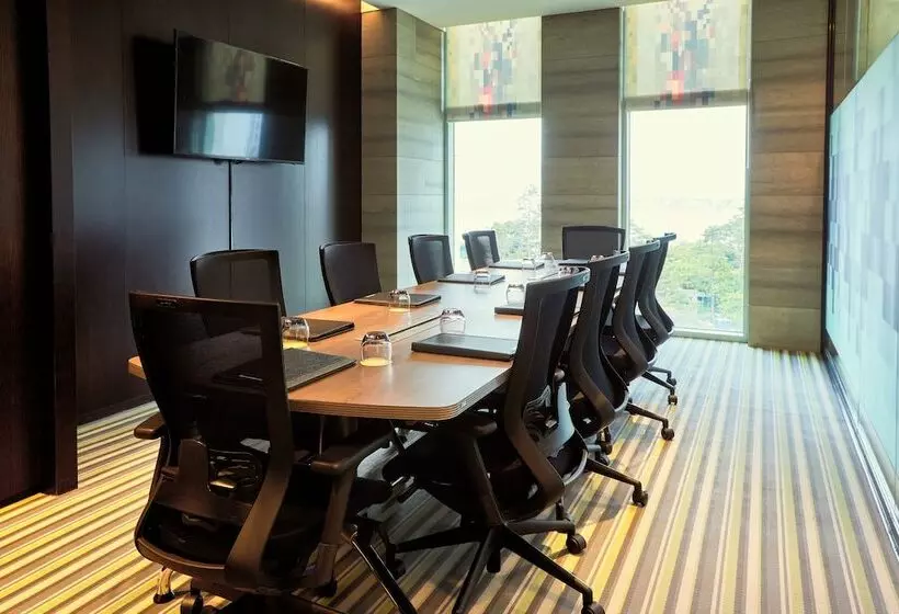 هتل Aloft Seoul Gangnam