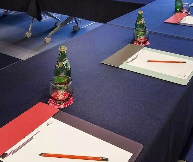 هتل Aloft Seoul Gangnam