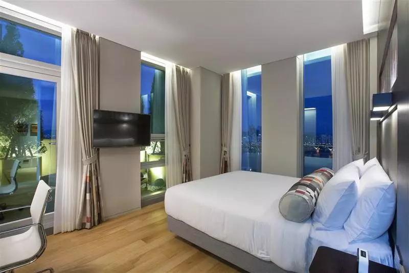 هتل Aloft Seoul Gangnam