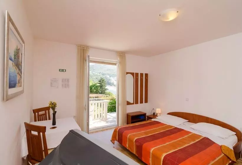 هتل Kusalo Apartments