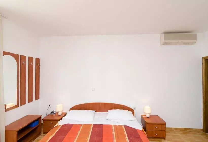 هتل Kusalo Apartments