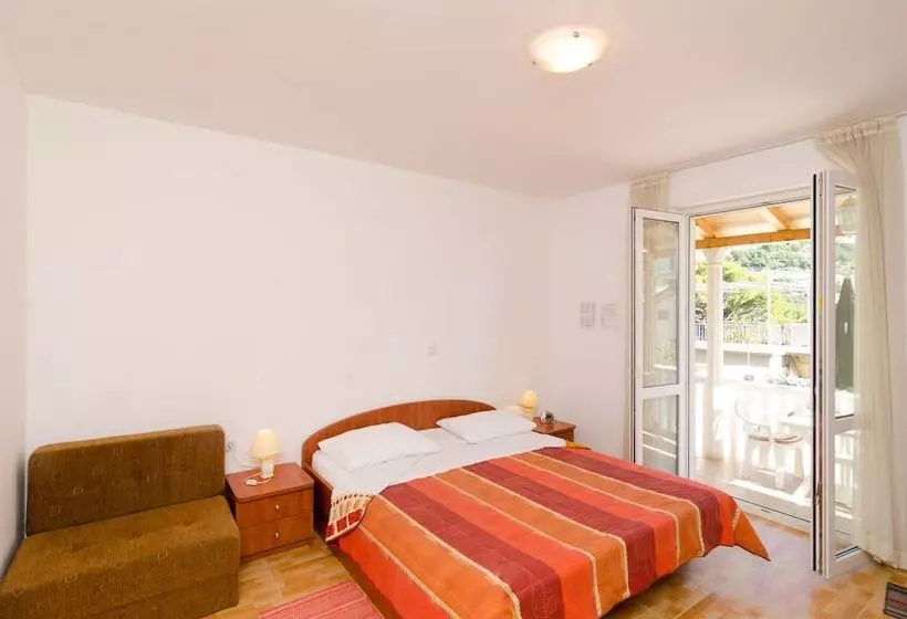 هتل Kusalo Apartments