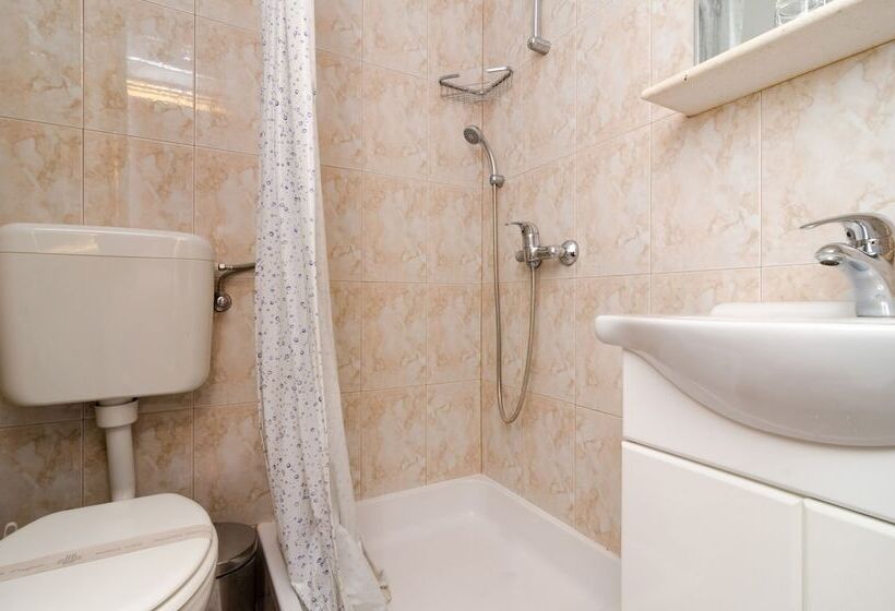 בית מלון כפרי Kusalo Apartments