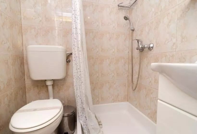 هتل Kusalo Apartments