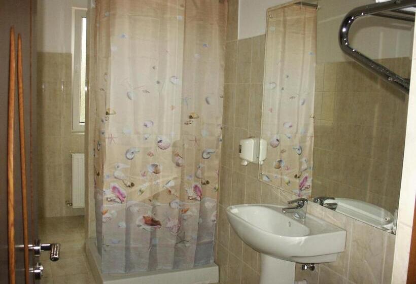 בית מלון כפרי Astra