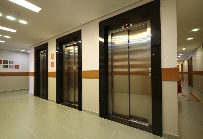 هتل Express Vieiralves