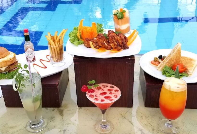Fars Hotel & Resorts   Bar Buffet Pool Spa