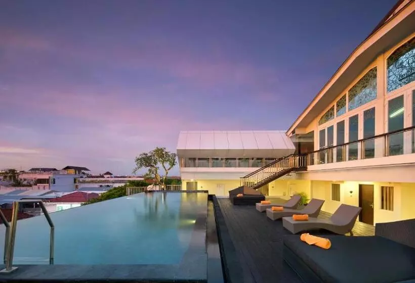 Fashion Hotel Legian
