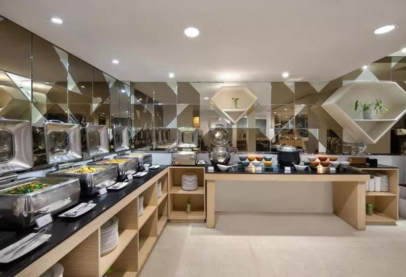 Fashion Hotel Legian