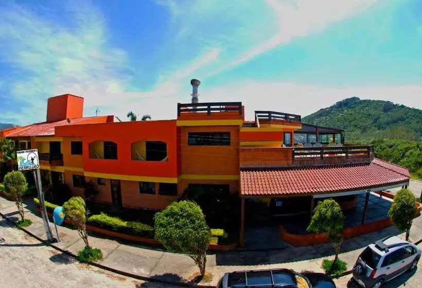 ホテル Ferrujao Pousada E Restaurante