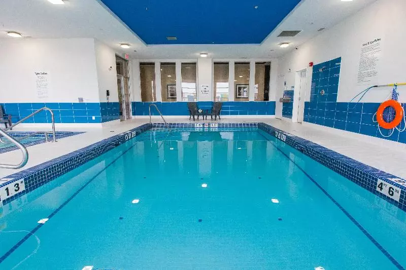 ホテル Holiday Inn Express & Suites Spruce Grove Stony Plain, An Ihg