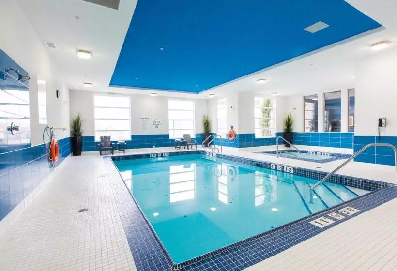 ホテル Holiday Inn Express & Suites Spruce Grove Stony Plain, An Ihg