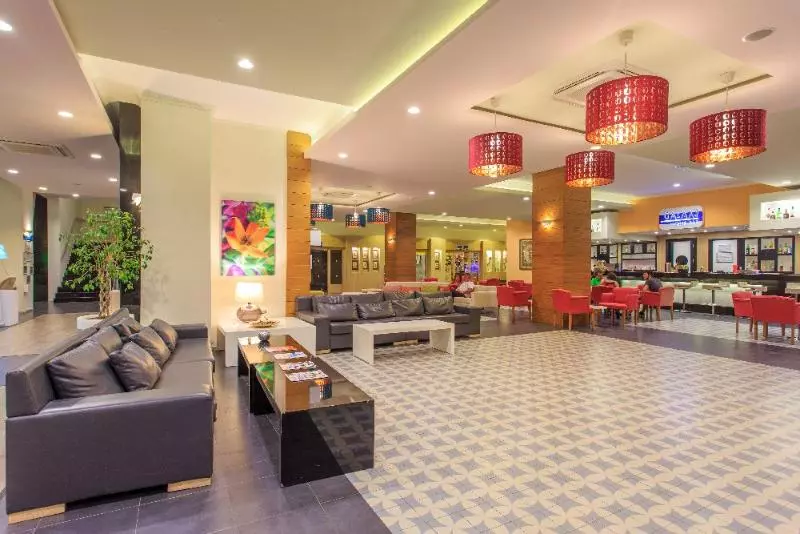 Orka Sunlife Resort Hotel And Aquapark