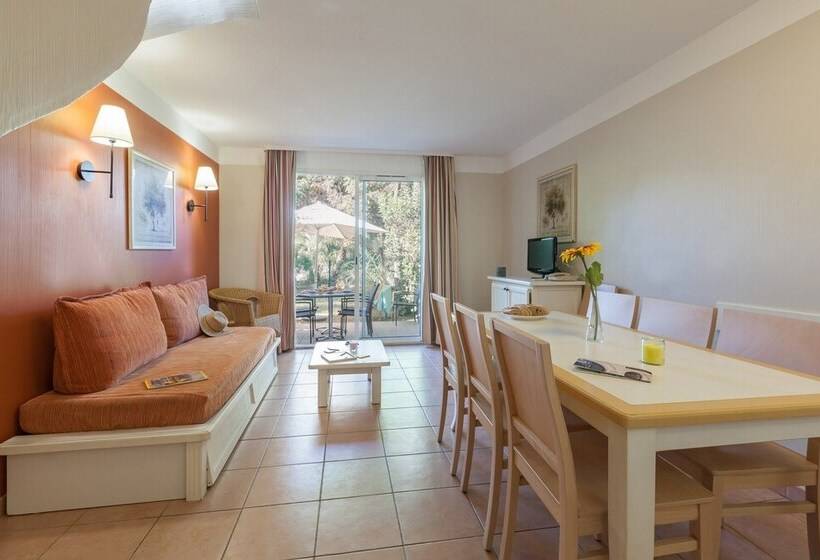 ホテル Résidence Pierre & Vacances Le Hameau De La Pinède