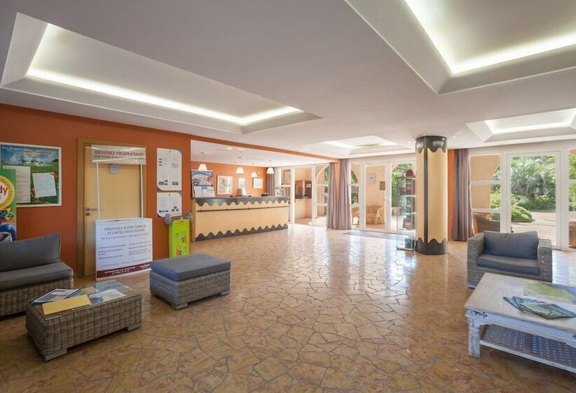 ホテル Résidence Pierre & Vacances Le Hameau De La Pinède