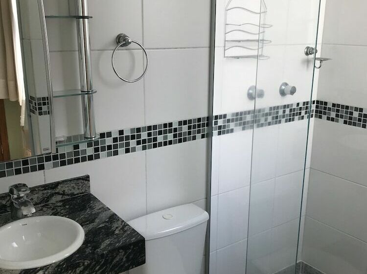 هتل Residencial Pantanal Santa Cruz