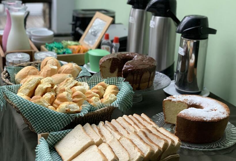 هتل Residencial Pantanal Santa Cruz