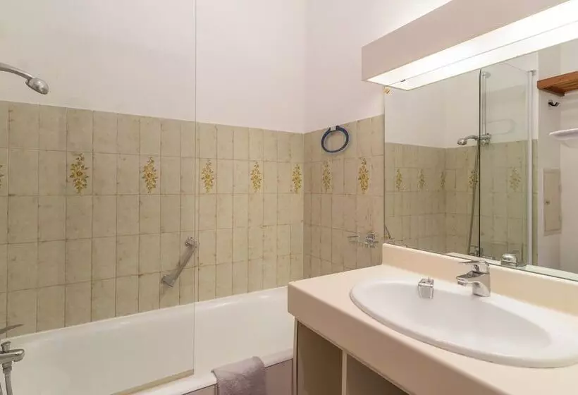 호텔 Résidence Pierre & Vacances Hyeres Le Port