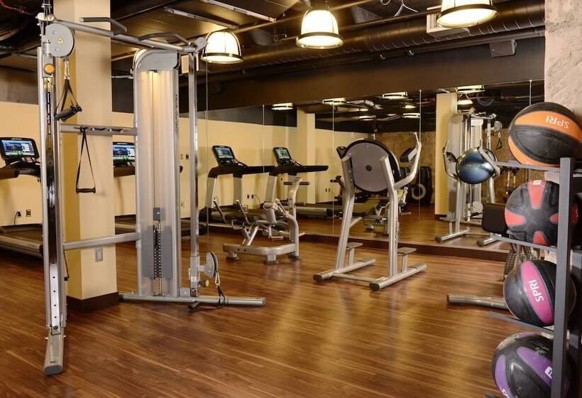 فندق The Crawford