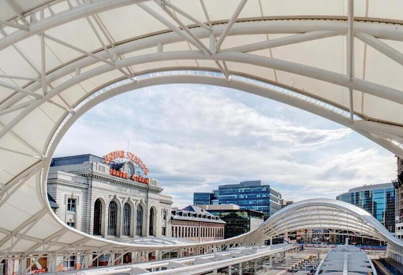 فندق The Crawford