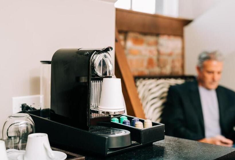 فندق The Crawford