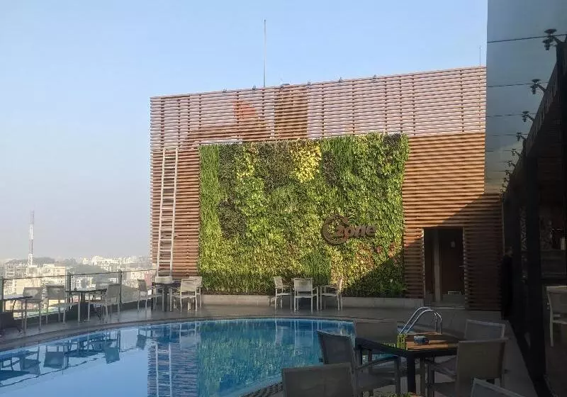 هتل The Peninsula Chittagong Limited