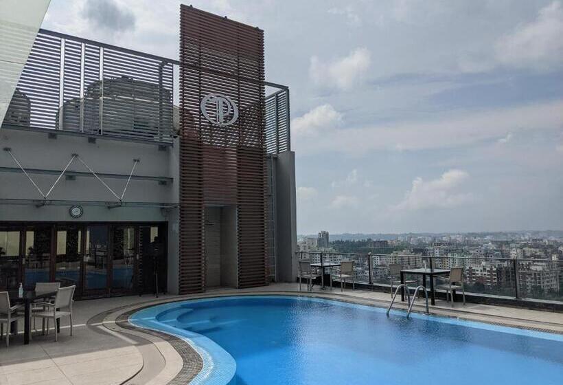 هتل The Peninsula Chittagong Limited