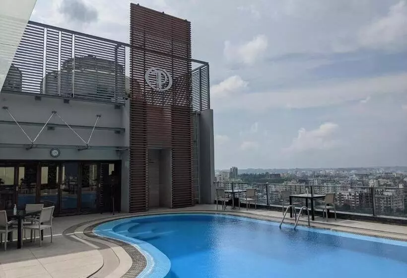 هتل The Peninsula Chittagong Limited