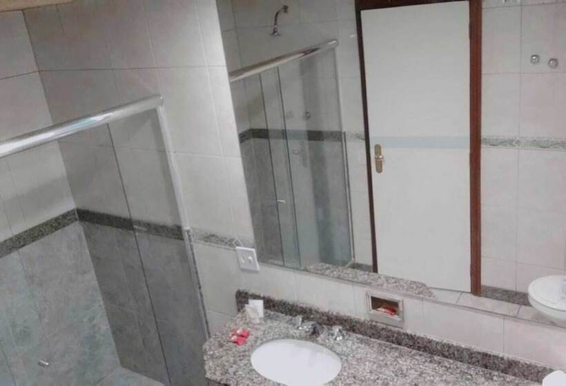 Отель Tower Icarai