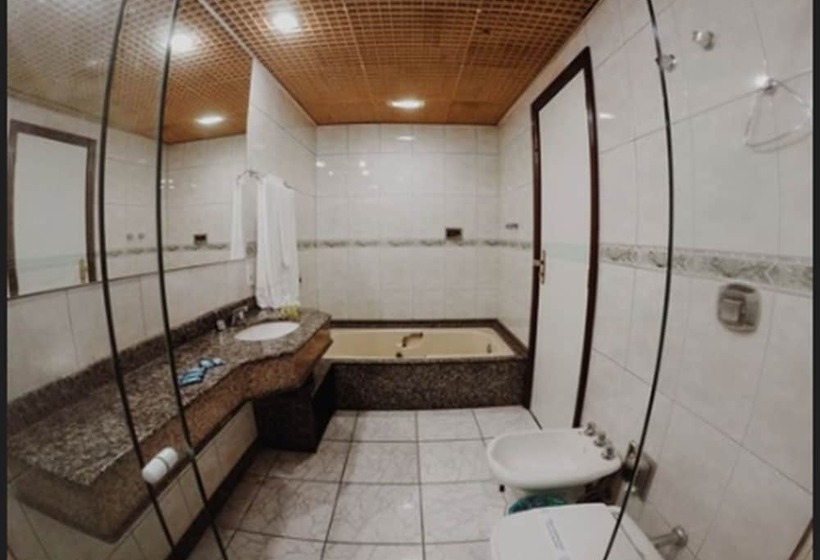 Отель Tower Icarai