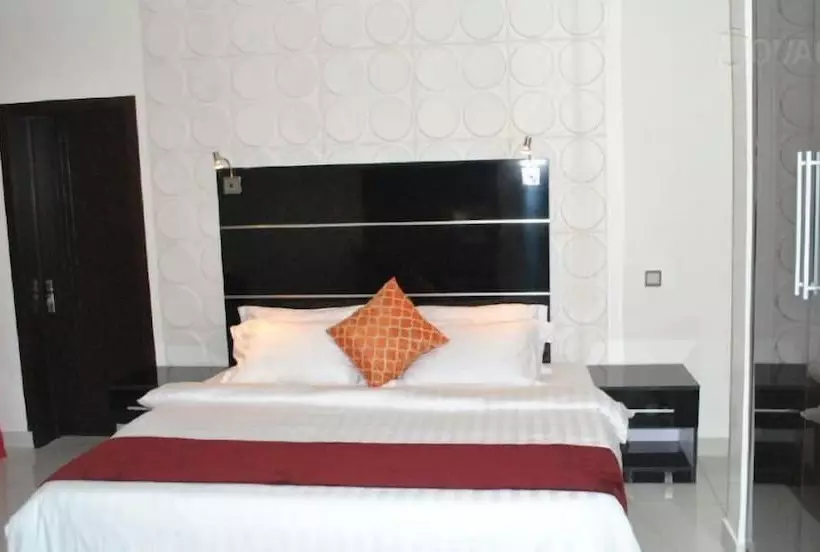 هتل Villa Picasso