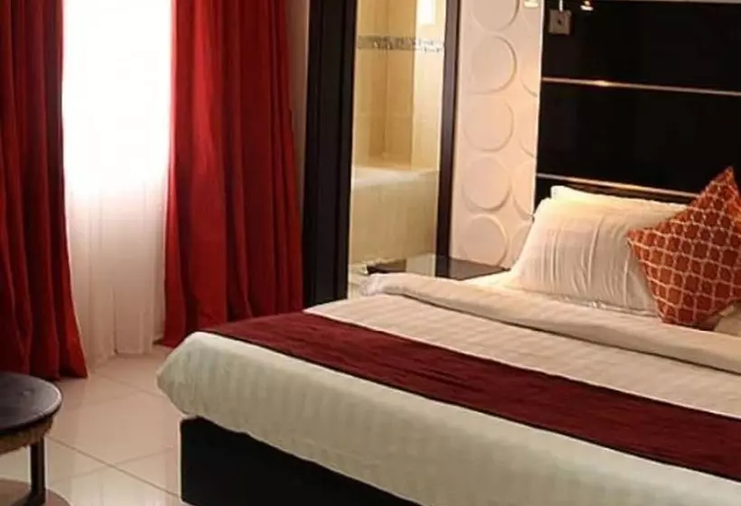 هتل Villa Picasso