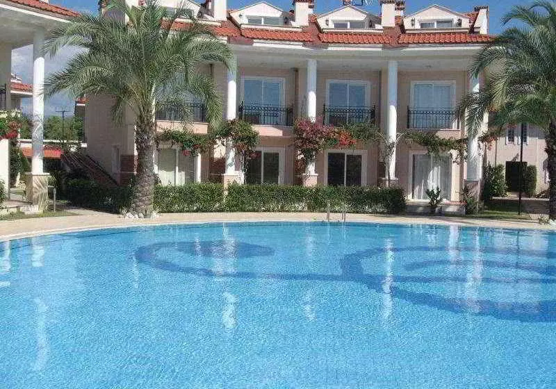 Oasis Holiday Residence & Villas