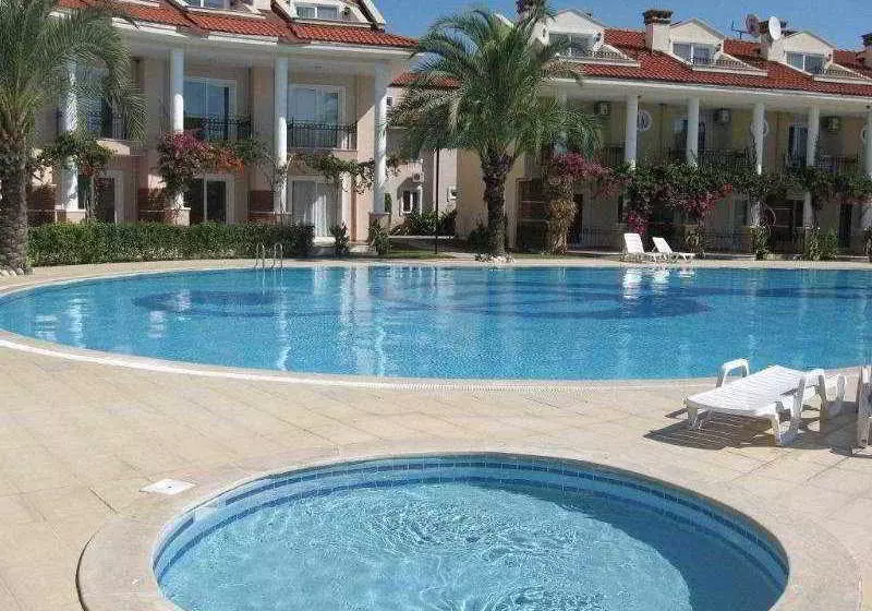 Oasis Holiday Residence & Villas