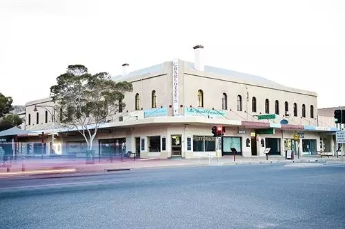 پانسیون The Grand Guesthouse