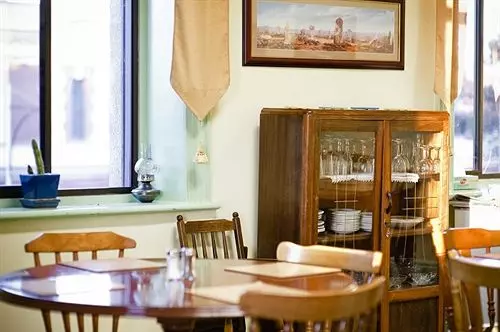 پانسیون The Grand Guesthouse