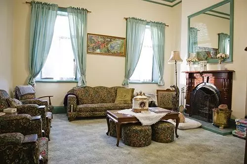 پانسیون The Grand Guesthouse