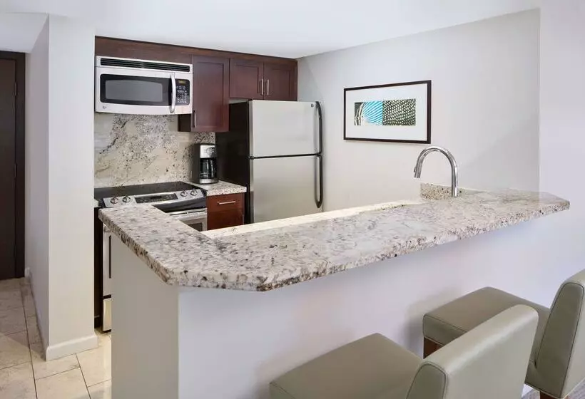 Waikiki Marina Resort At The Ilikai